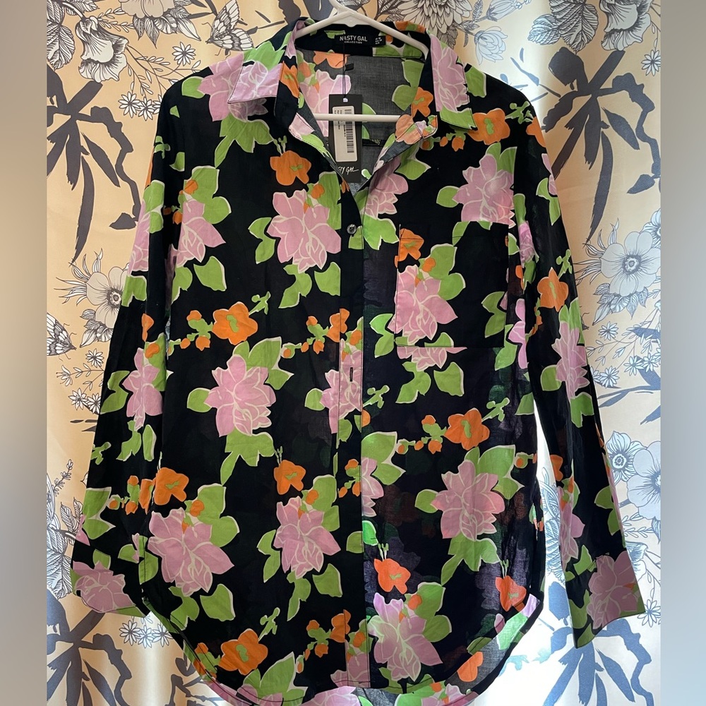 Nasty Gal Button down shirt